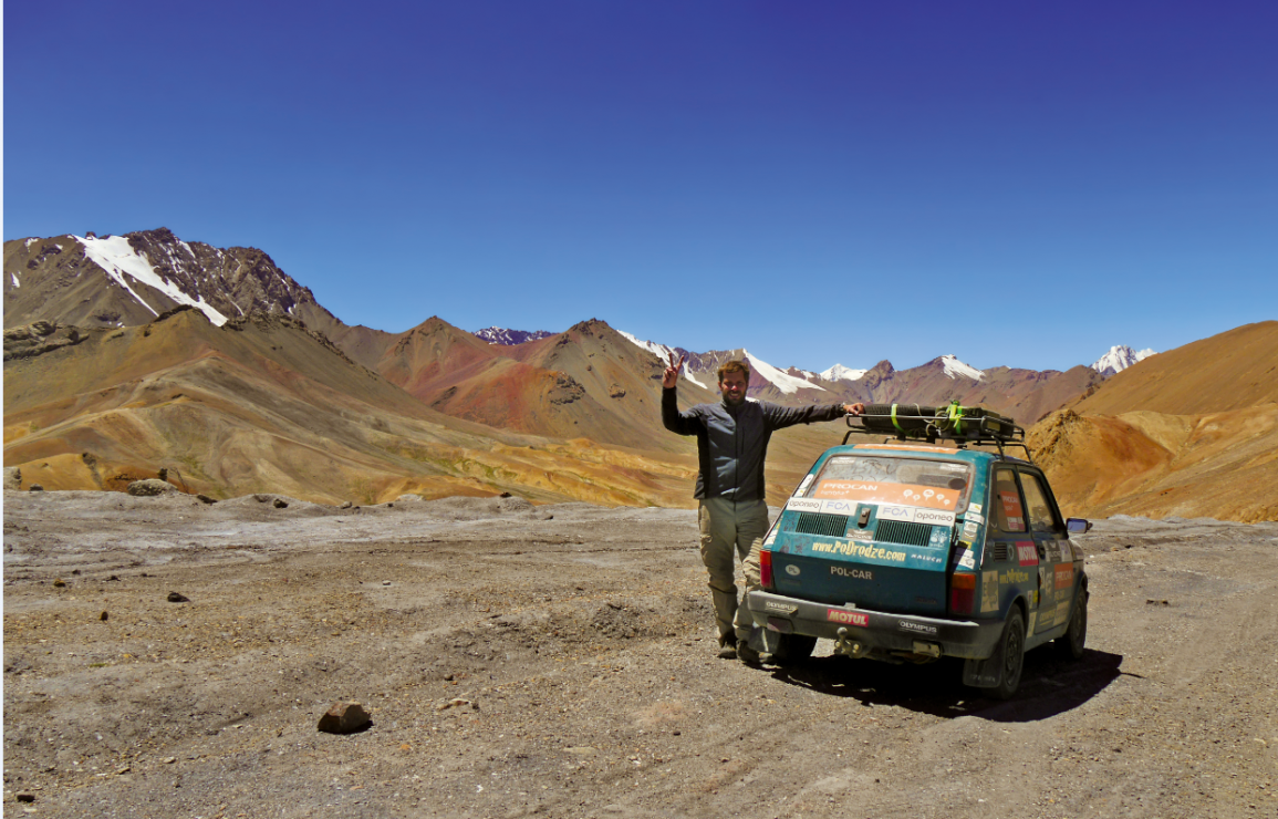 . Tuż za przełęczą Okbajtal (4655 m) w Tadżykistanie, najwyższym punktem  na trasie.