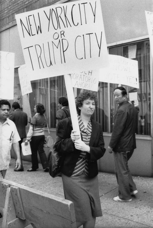 Jill Freedman New York or Trump City, 1983