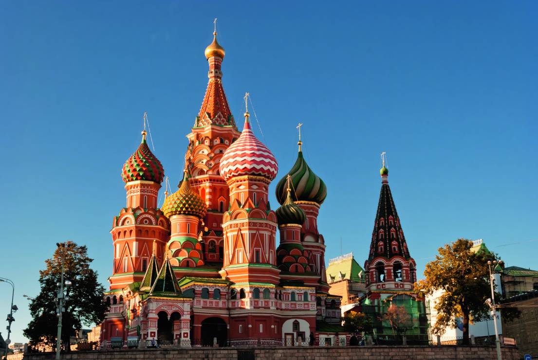 Sobór Wasyla Błogosławionego przy placu Czerwonym to ikona Moskwy.