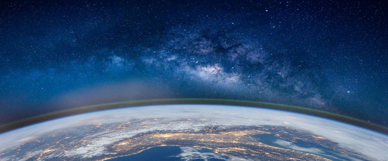 Odkrycie gwiazd Złotowłosej pozwala na zawężenie poszukiwań życia w kosmosie (fot. Getty Images)