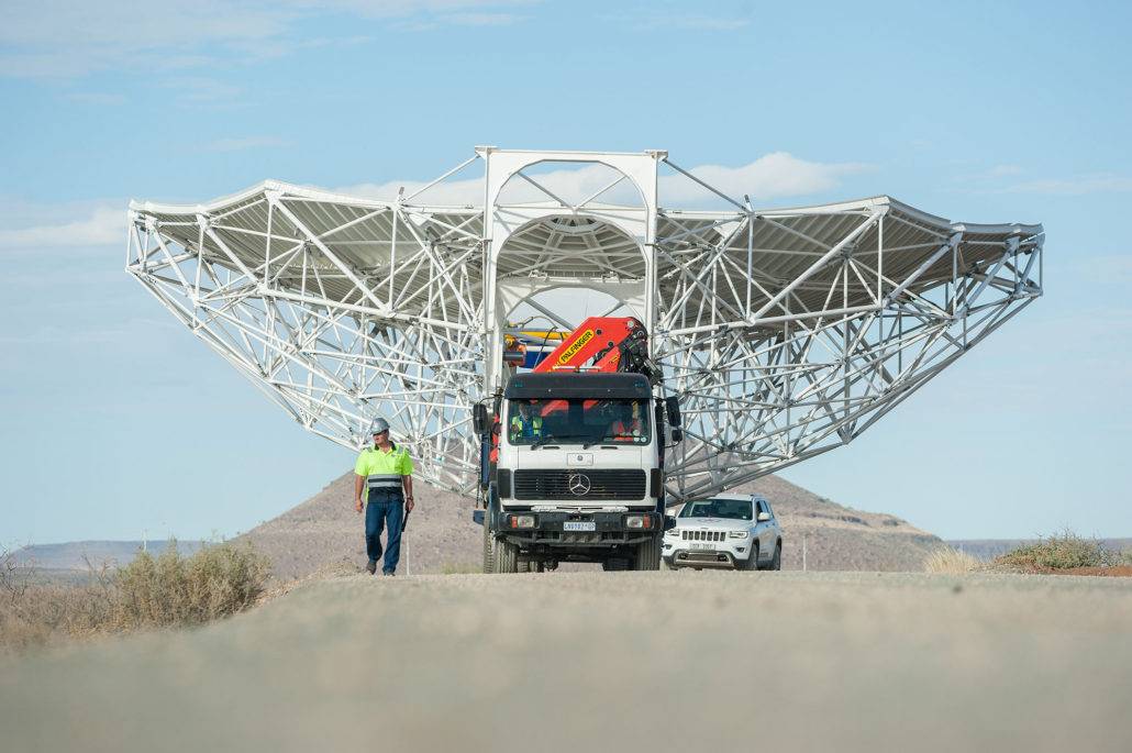 Afrykański super-teleskop dołącza do programu poszukiwania inteligencji pozaziemskiej Breakthrough Listen