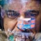 Cztery dni po powrocie z prawie rocznego pobytu na Międzynarodowej Stacji Kosmicznej Michaił Kornienko kieruje symulowanym łazikiem marsjańskim w Star City, rosyjskim centrum szkolenia kosmonautów.  (fot. Phillip Toledano/National Geographic)