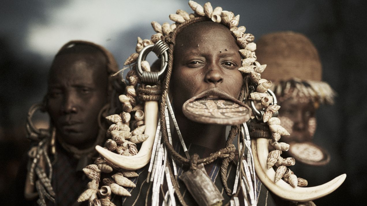 Plemię Mursi z Etiopii.