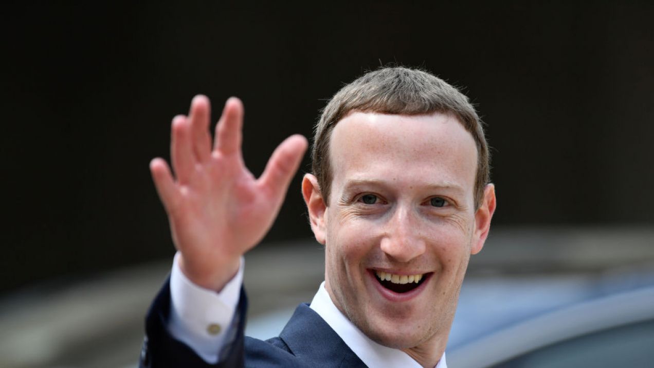 Facebook: Wystarczy 10 like'ów by wiedział o tobie więcej niż kolega, po 150 - więcej niż rodzina