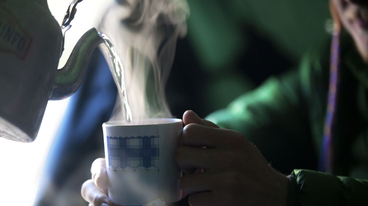 Gorąca herbata zwiększa ryzyko raka. A tylko w określonych przypadkach
