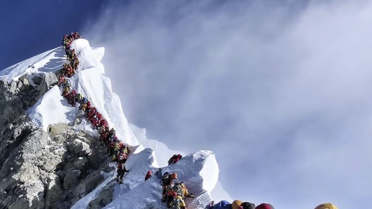Na Mount Everest jest taki tłok, że ludzie umierają w kolejkach