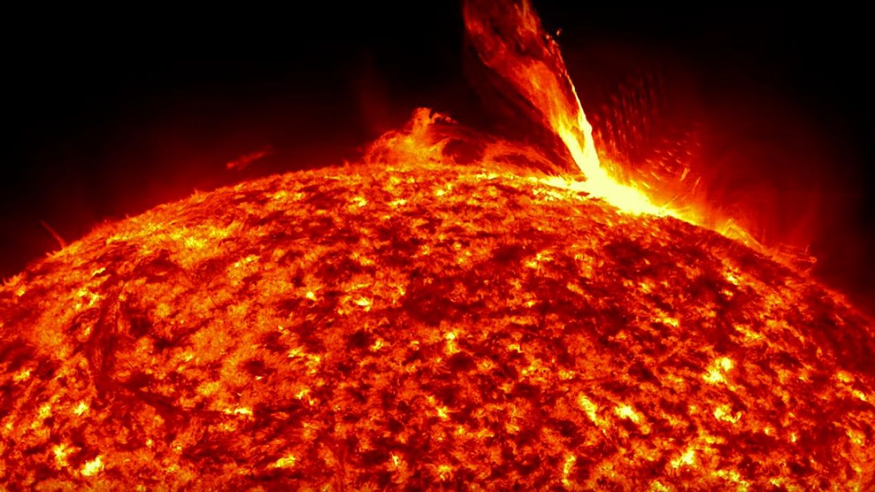 Słoneczny superrozbłysk może zniszczyć naszą elektronikę. To możliwe jeszcze w tym wieku