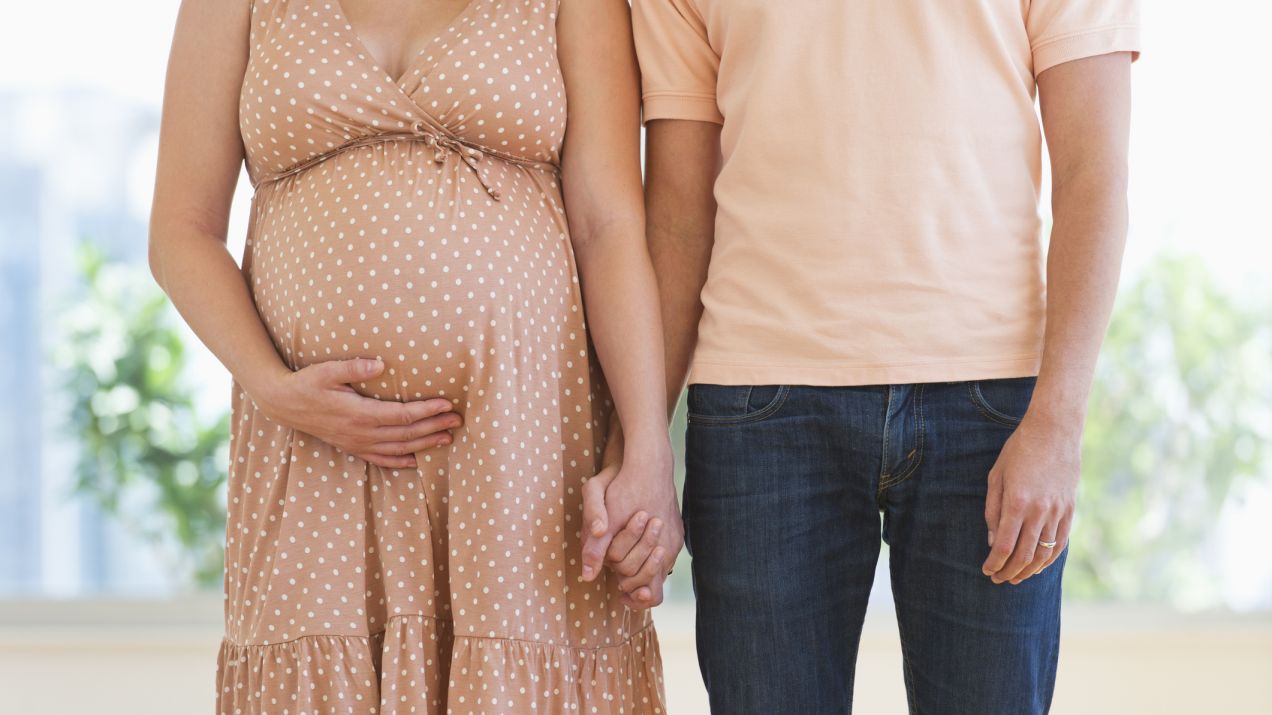 Dziedziczony gen może w różny sposób wpływać na ciążę (fot. Getty Images)