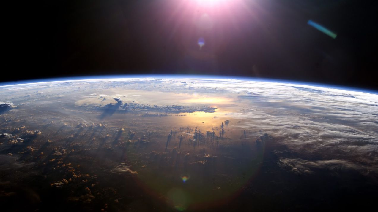 "Ziemia nr 2" fot. NASA/MARSHALL SPACE FLIGHT CENTER