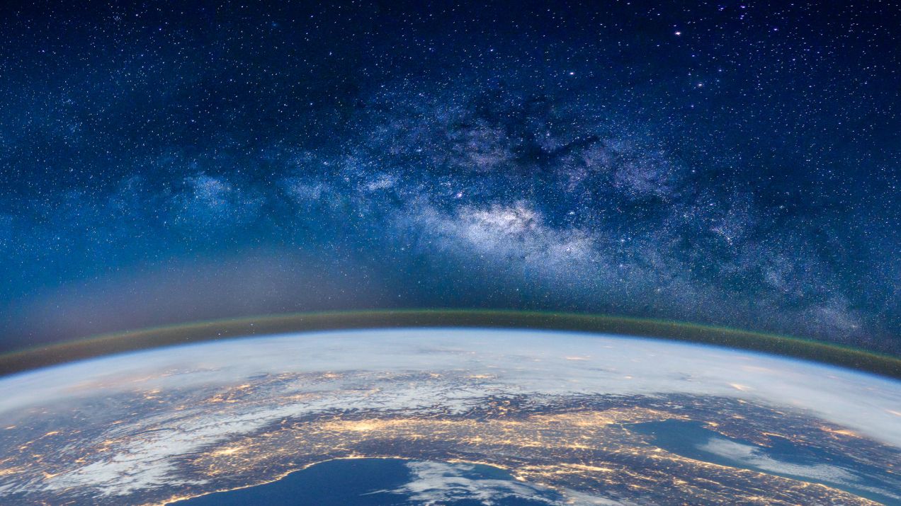 W naszej galaktyce może znajdować się 6 mld planet podobnych do Ziemi (fot. Getty Images)
