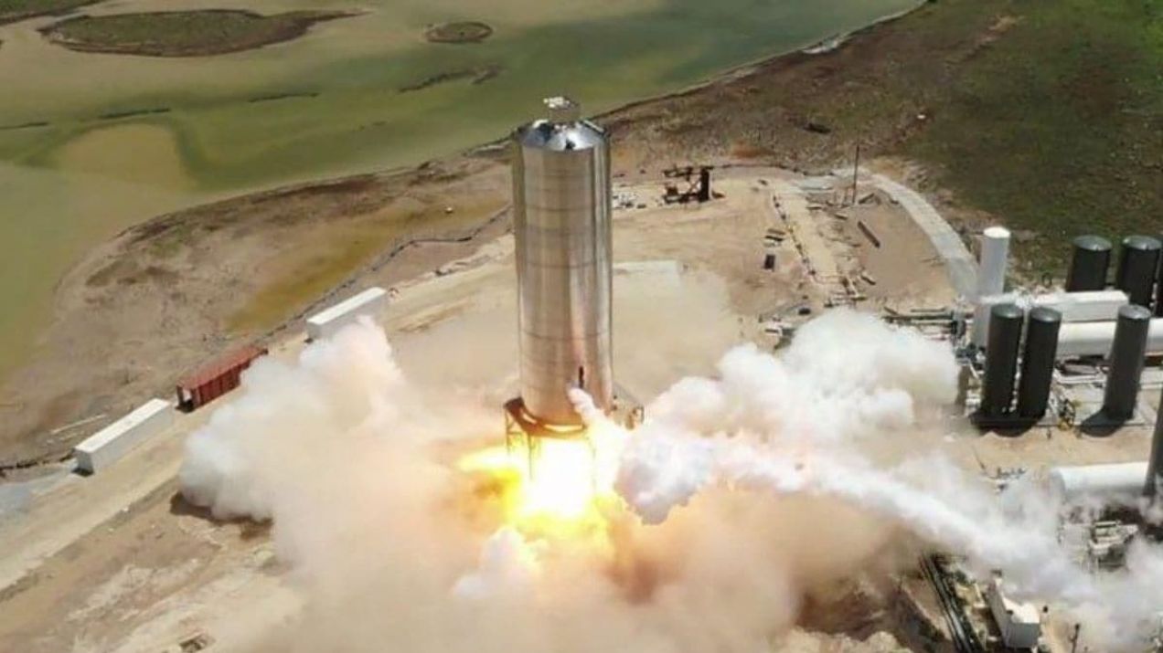 Próbna rakieta to zaledwie zalążek tego, jak będzie wyglądała jej właściwa wersja (fot. Twitter/Elon Musk)