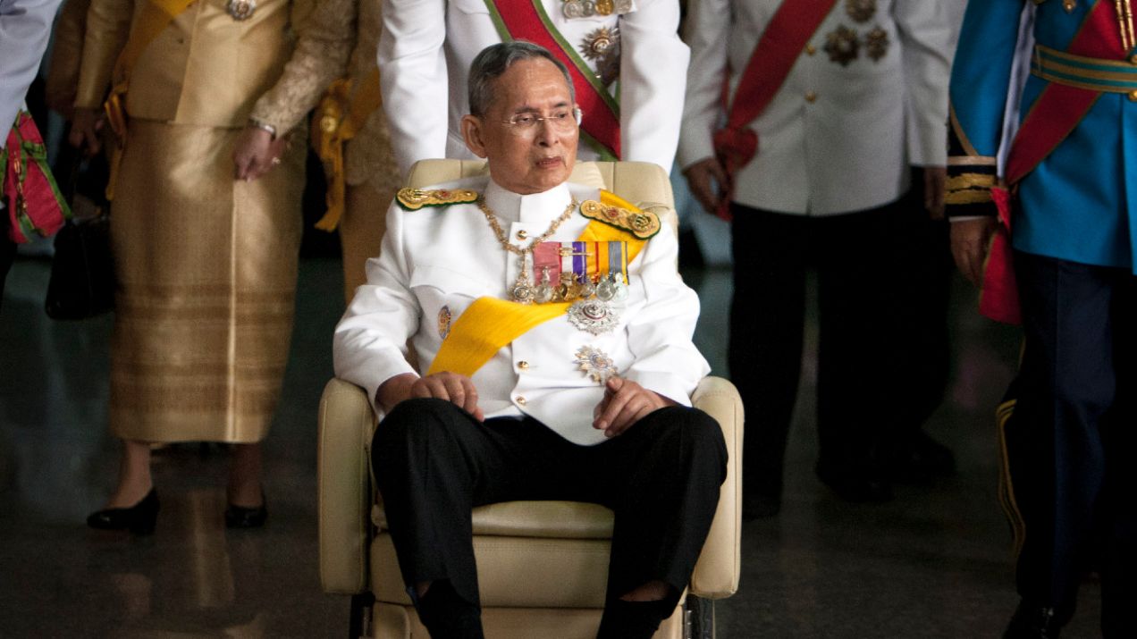 Tajlandzki król Bhumibol Rama IX władał państwem przez 70 lat (fot. Athit Perawongmetha/Getty Images)