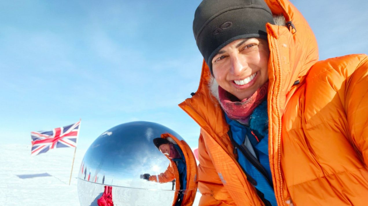 Jak zdobyć biegun południowy? Dotarła tam samotnie pierwsza kolorowa kobieta – Preet Chandi (fot. Polar Preet)