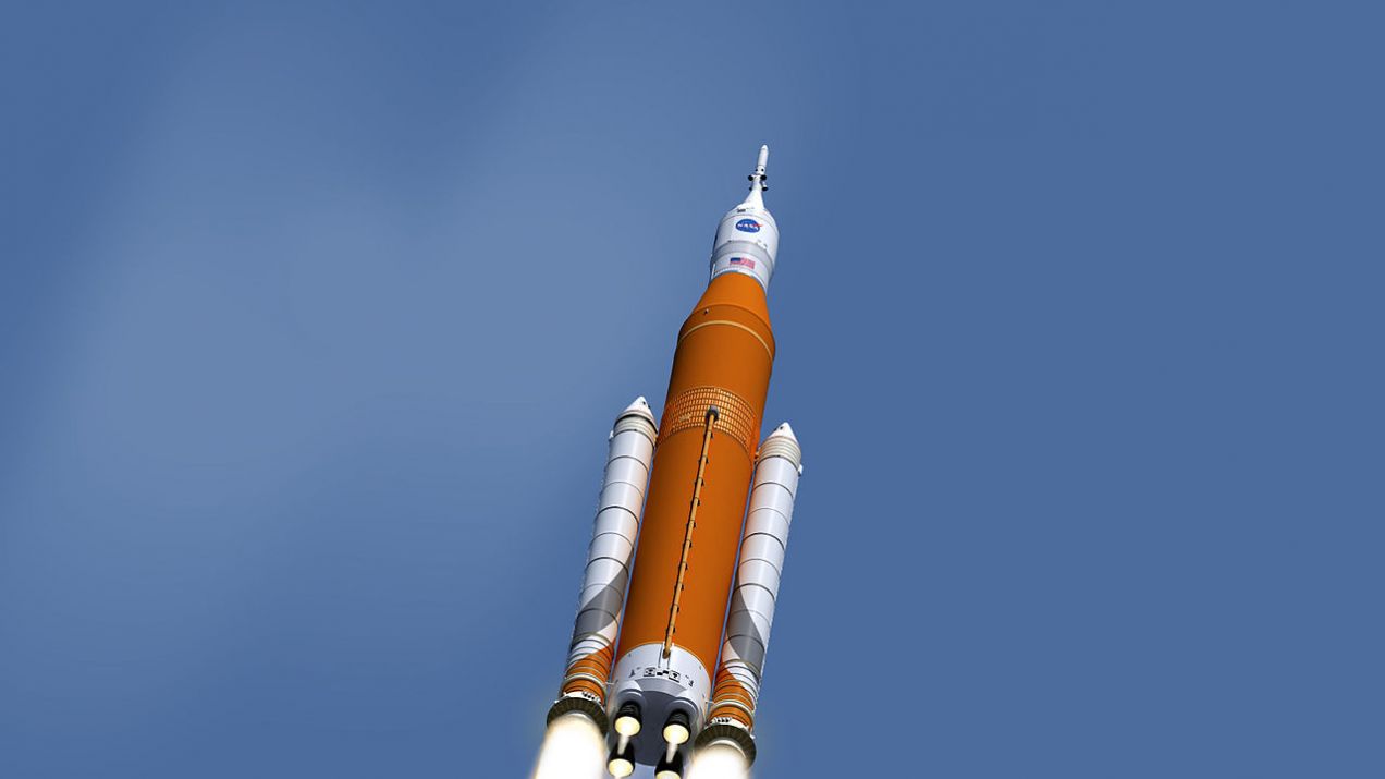 Rakieta księżycowa SLS przechodzi kluczowy test. Co wiemy o rakiecie będącej koniem pociągowym programu Artemis? (fot. NASA/MSFC, Wikimedia Commons, public domain)