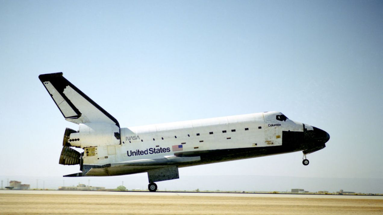 Wahadłowce kosmiczne. Latały jak rakiety, wracały na Ziemię jak samoloty. Dlaczego z nich zrezygnowano? (fot. HUM Images/Universal Images Group via Getty Images)