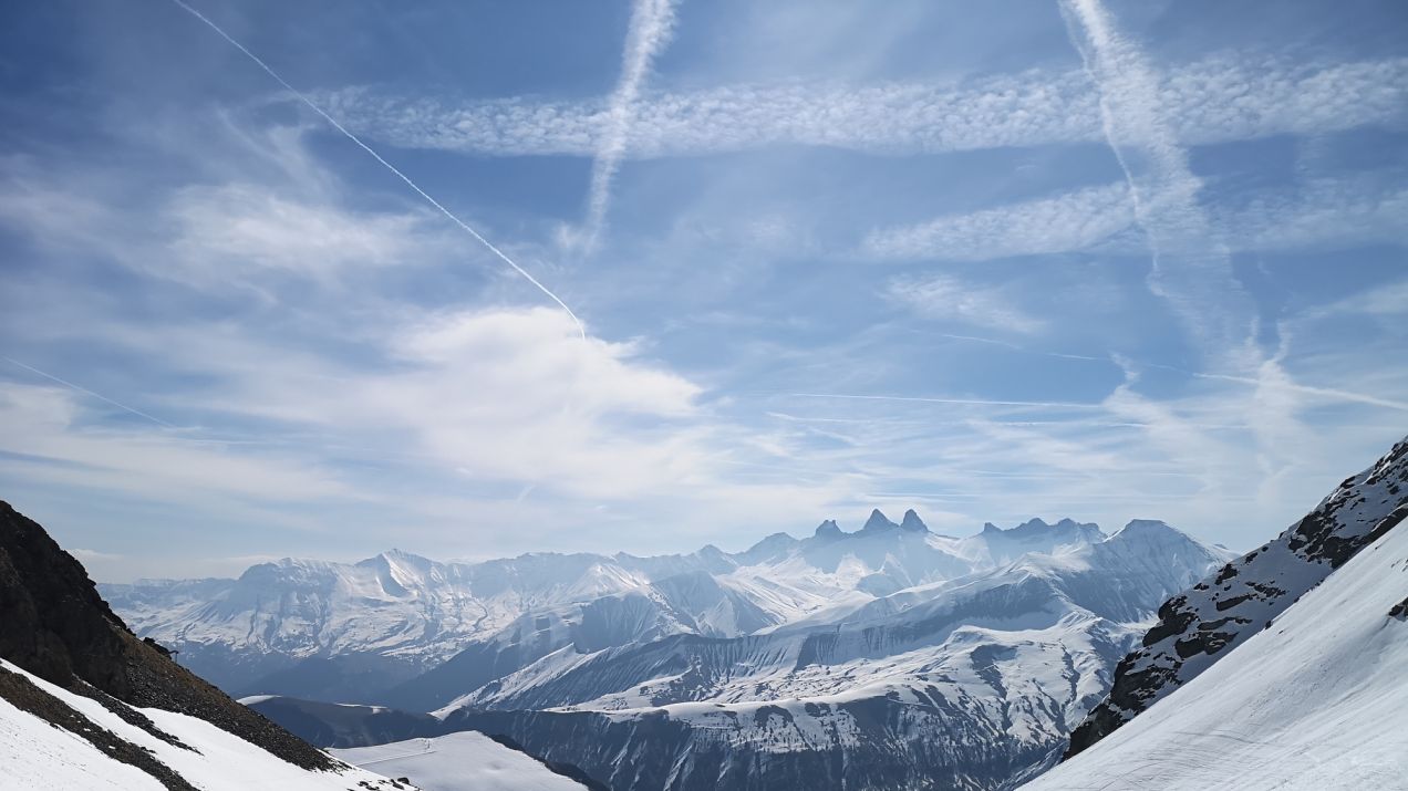 Gdzie jechać na narty we Francji? – ranking stoków narciarskich (fot. Getty Images)