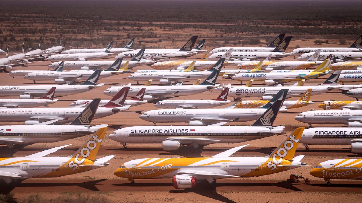 Największe cmentarzyska samolotów na świecie. Wiesz, gdzie ich szukać? (fot. David Gray/Bloomberg via Getty Images)