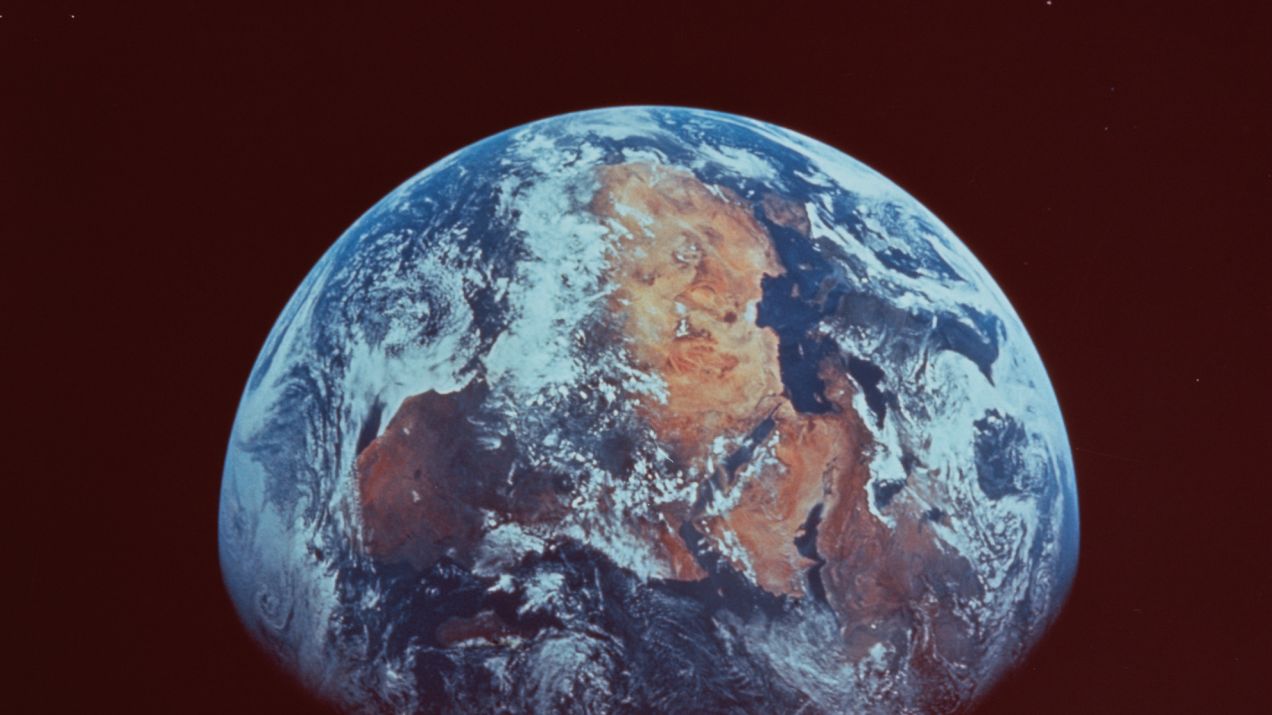 Jak powstała Ziemia – jak wyglądała na początku i ile lat ma nasza planeta? (fot. Getty Images)