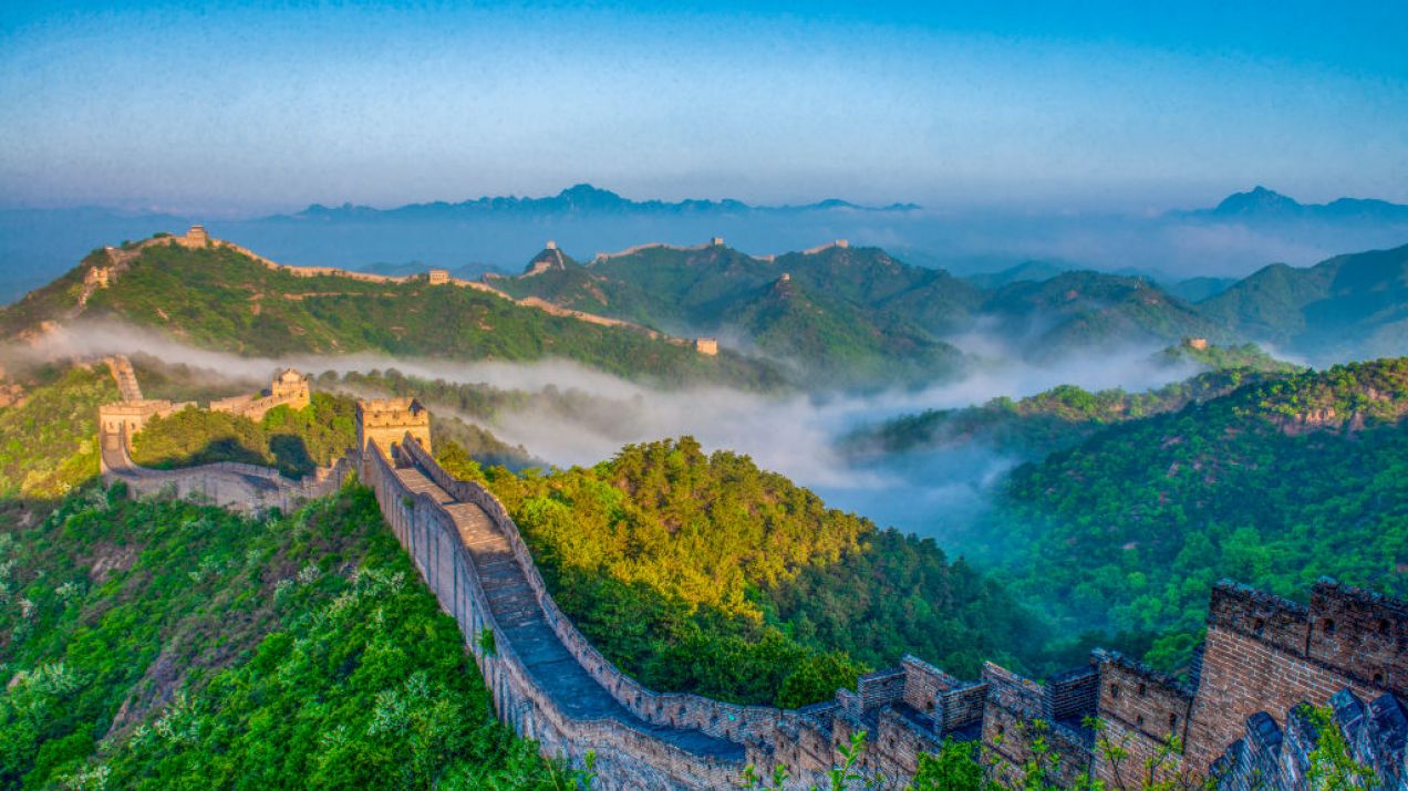 Jak oryginalnie wyglądał Wielki Mur Chiński? (fot. CFOTO/Future Publishing via Getty Images)