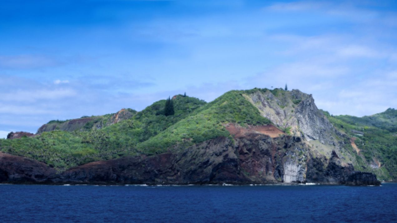 Pitcairn – wyspa na końcu świata zasiedlona przez uciekinierów (fot. 1431391898 via Shutterstock)
