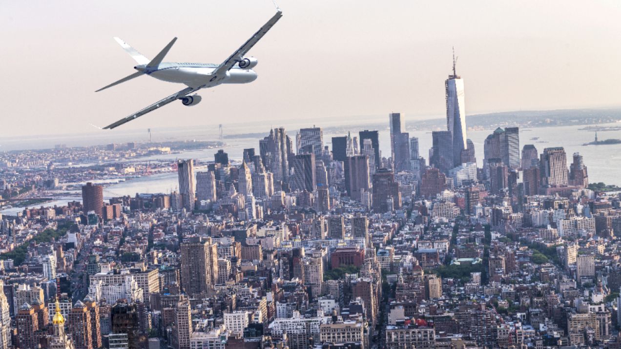 Samolot nad Nowym Jorkiem